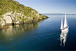 SAIL BARBARY - Lake Taupo